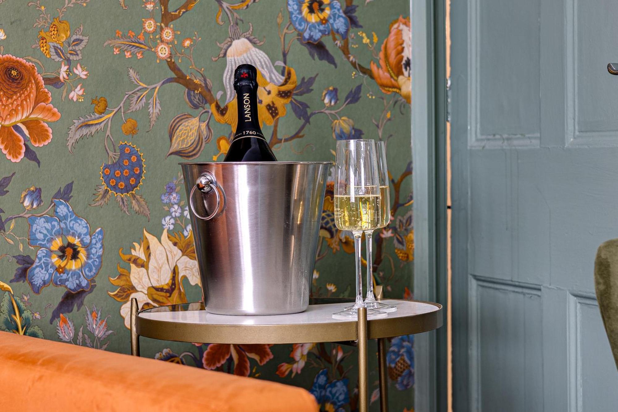 Insta-Worthy Loft On Historic Chester Rows, Sleeps 4 & Free Parking 外观 照片